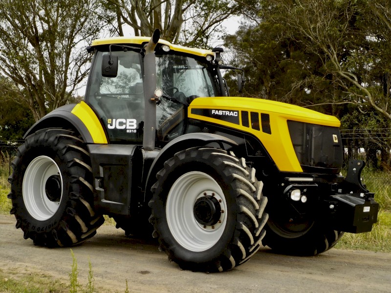 2014 JCB FASTRAC 310 4X4 8310hp TRACTOR
