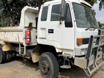 1985 Isuzu Tipper Truck