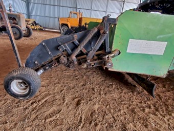 2001 Phillips Swathmastyer Pickup Front