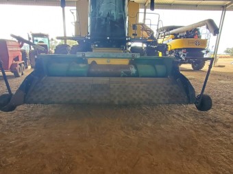 2001 Phillips Swathmastyer Pickup Front