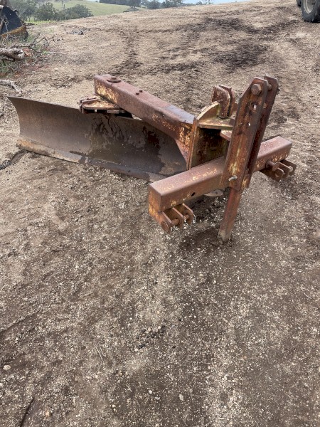 Grader blade 3 Point linkage