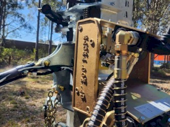 New El-Gra Series 89 75 Cell High Lift  Hydraulic Percussion Post Driver