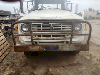 1975 International C 1600 Flat Bed Truck