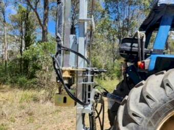 New El-Gra Series 89 75 Cell Hydraulic Percussion Post Driver