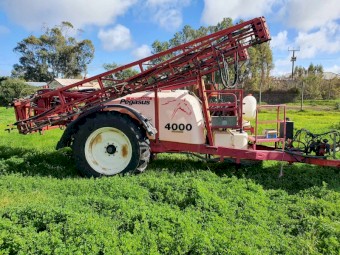 2006 Croplands Pegasus 4000 Boom Spray