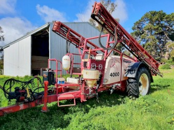 2006 Croplands Pegasus 4000 Boom Spray