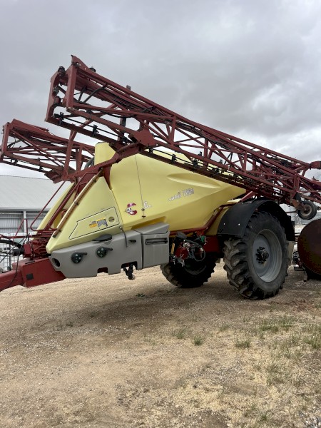 2010 Hardi Commander 7036 Sprayer