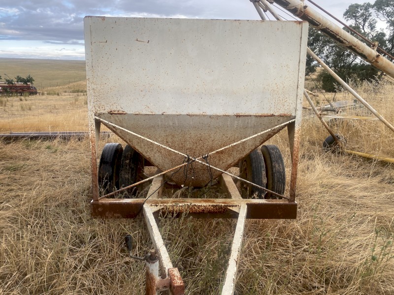 Grain Trail Feedout Cart