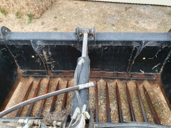 Quicke silage shear grab