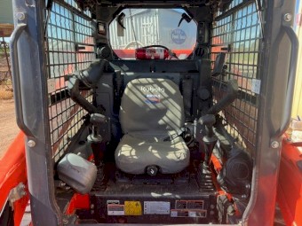 2017 Kubota SSV75 Skid Steer