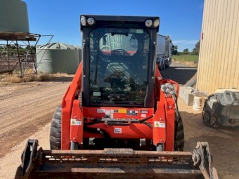 2017 Kubota SSV75 Skid Steer