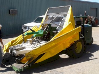 2017 Oliomio Prophy 200 Olive Press with Oil Storage Tanks and Olive Harvester