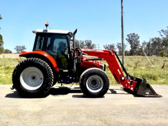 2016 MASSEY FERGUSON DYNA 4 4x4 91hp Tractor fitted with FEL & 4in1 Bucket