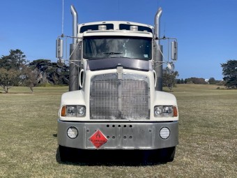 2000 Kenworth T401 6x4 Prime Mover