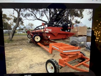 WANTED 30FT Draper Front 1042 or Similar