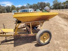 Trailing Fertilizer Spreader