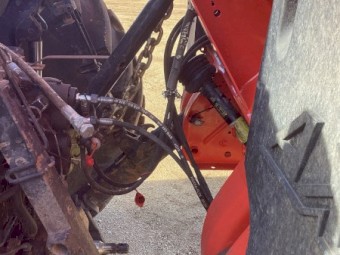 Axis 30.2 fertiliser spreader 