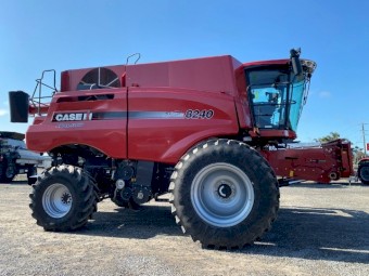 2017 Case IH 8240