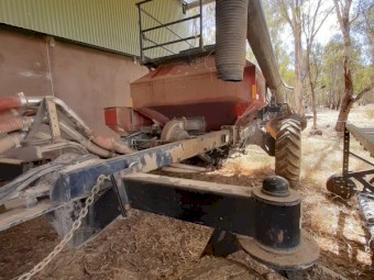 10 m Horwood Bagshaw scaribar and case ADX 2180 air cart