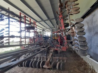 10 m Horwood Bagshaw scaribar and case ADX 2180 air cart