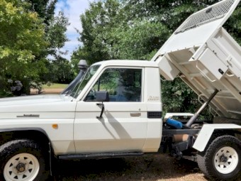 2002 Toyota Landcruiser Tipper Tray HDJ79R