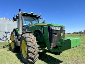 John Deere 8310R Tractor