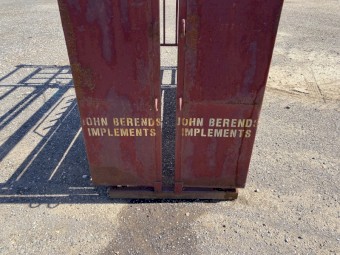 John Berends Cattle crush 