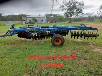 Grizzly Field Boss 28 Disc Offset plough