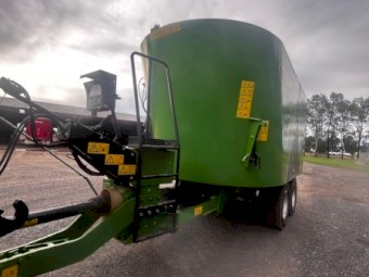 Faresin Magnum 2000 Feed Wagon