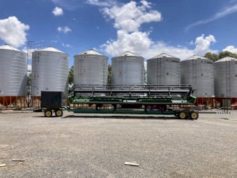 John Deere 630D Draper Header Front and Trailer