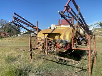 Hardi Ute Boomspray 40 foot