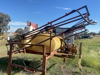 Hardi Ute Boomspray 40 foot