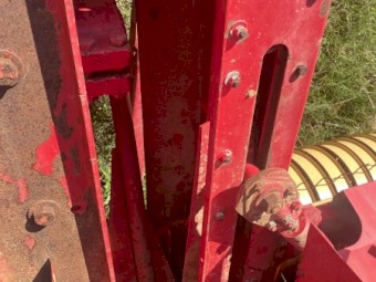 New Holland 275 Hay Baler 