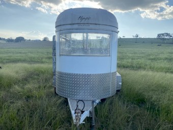 2004 Olympic Horse Float