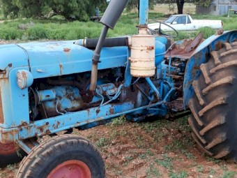 6 cyl  fordson
