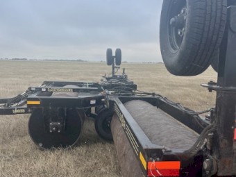 2021 Mandako 30’ triplex roller