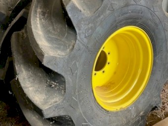 Goodyear 850/60R26CFO Rice Tyres and Rims x 2