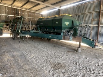 Simplicity / Janke Airseeder