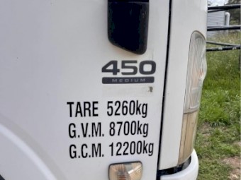 Isuzu NQR498A crane & Tipper ( Low KM)