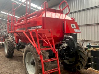 7000L Horwood Bagshaw Air Seeder