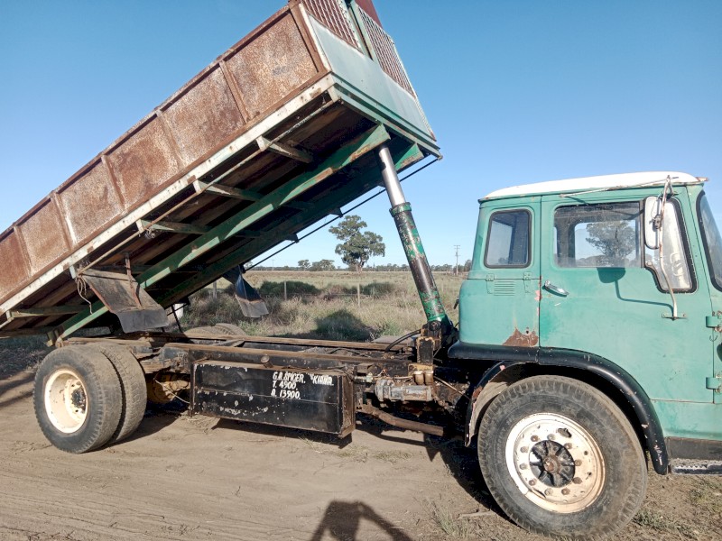 Bedford diesel tipper truck 