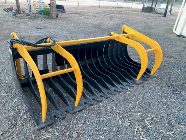 Apache Track Loader Hydraulic Log Grab