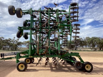 John Deere 1820 Seed Drill