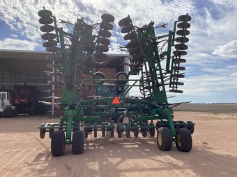 John Deere 1820 Seed Drill