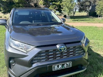 2020 Toyota Rav 4 Cruiser Hybrid Wagon