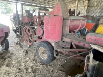Massey Harris 701 square baler (motorised)