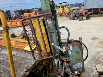 Hydraulic Post Driver