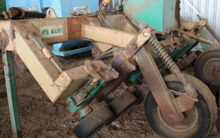 WANTED Ausquip Cotton Stalk Puller