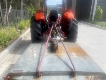 Kubota 7040SU Tractor with Slasher