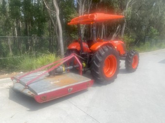 Kubota 7040SU Tractor with Slasher